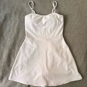ALO Yoga Alosoft Courtside Tennis dress